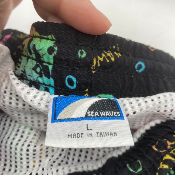 Vintage Sea Waves Swim Shorts Black w/ Rainbow Fish Hawaii Spellout Pattern - Picture 3 of 7